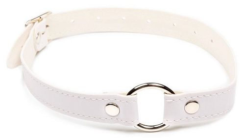 Белый ошейник с кольцом на регулируемом ремешке Пикантные штучки DP538