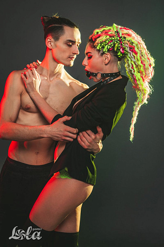 Чёрный кляп-шарик с шипами Lola toys Bare 1155-01lola