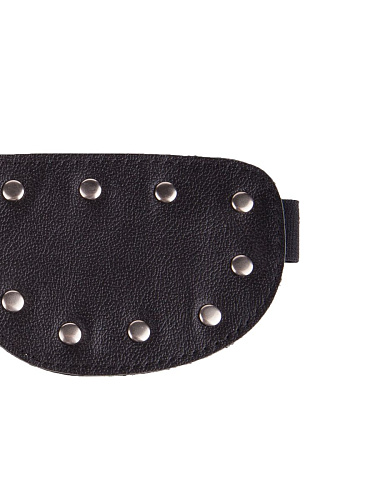 Чёрная кожаная маска на глаза с заклепками Sitabella 3082-1