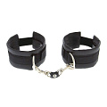 Чёрные полиуретановые наручи Blush Novelties Luxurious Handcuffs 520005