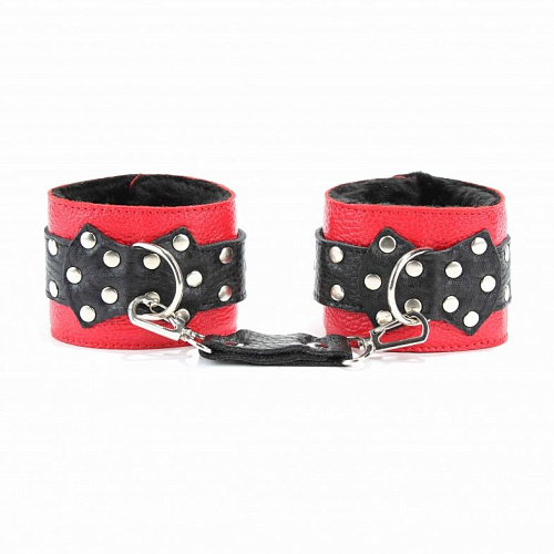 Красно-чёрные наручи на пряжке c меховой подкладкой БДСМ арсенал 51011ars