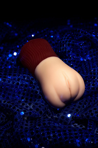 Телесный реалистичный мастурбатор с выпадающей маткой Magic Eyes Gokusai Uterus ME-09