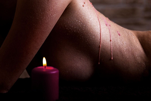 Красная восковая BDSM-свеча с ароматом розы Shots Media BV Wax Play OU453ROS