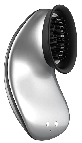 Серебристый вибромассажёр с вакуумным эффектом Shots Media BV Twitch Hands INN001SIL