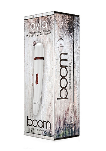 Белый фаллоимитатор с вибрацией Shots Media BV Yla White BOOM007WHT (19 см)
