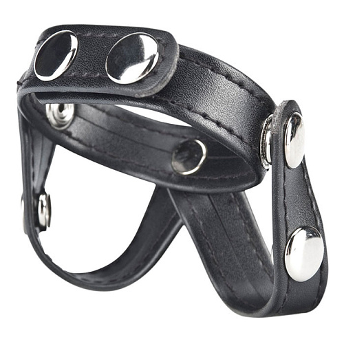 Чёрное кольцо на пенис с разделителем мошонки из искусственной кожи на клепках BlueLine V-STYLE COCK RING BLM1722