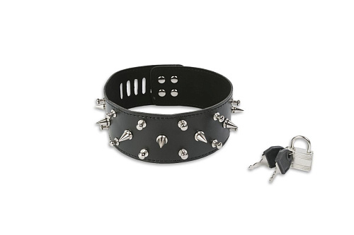 Чёрный широкий ошейник с шипами Пикантные штучки DP091