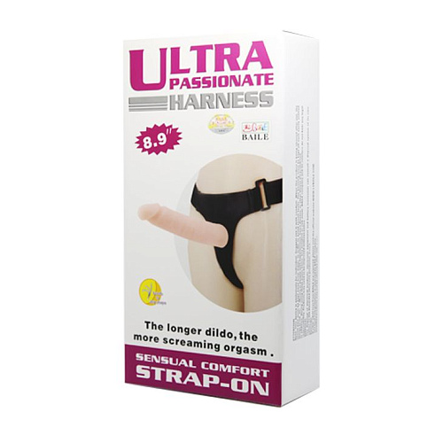 Телесно-чёрный гибкий фаллоимитатор-реалистик на трусиках Baile BW-022047-1002 (21,5 см)