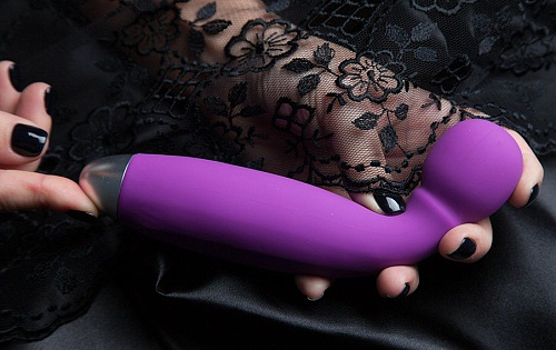 Водонепроницаемый вибратор фиолетового цвета с насадками для двоих RestArt Bowling RA-301 (19 см)