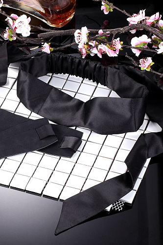 Набор для фиксации Romfun - маска на глаза и наручники Romfun QS-001