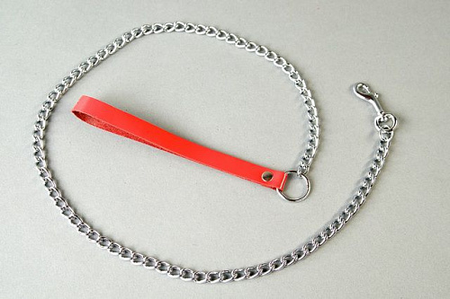 Серебристый поводок с красной кожаной ручкой Подиум Р041