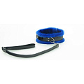 Чёрный ошейник с поводком и синим мехом БДСМ арсенал BDSM Light 730003