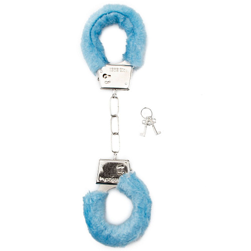 Меховые голубые наручники Shots Media BV SHT255BLU