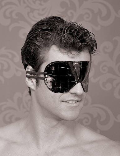 Чёрная с золотом маска на глаза Pipedream Gold Love Mask PD3971-23