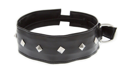 Чёрный полиуретановый ошейник с пуклями Blush Novelties Collar with Studs 520067