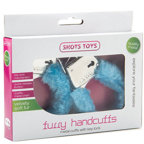 Меховые голубые наручники Shots Media BV SHT255BLU