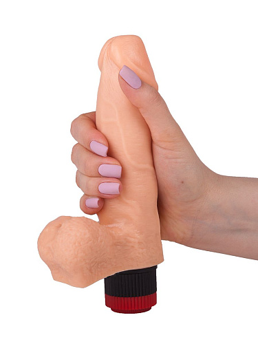 Реалистичный виброфаллос телесного цвета с мошонкой LOVETOY (А-Полимер) 111700 (15,5 см)