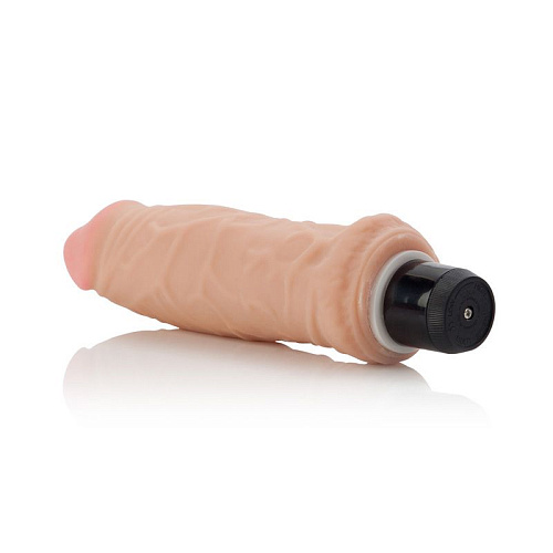 Водонепроницаемый вибромассажёр телесного цвета California Exotic Novelties Futurotic Veined Vibrating Dong 5.5 SE-0864-20-2 (16 см)